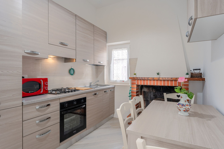 Room 5, Le Tre Sorelle in Capezzano Pianore, Lucca