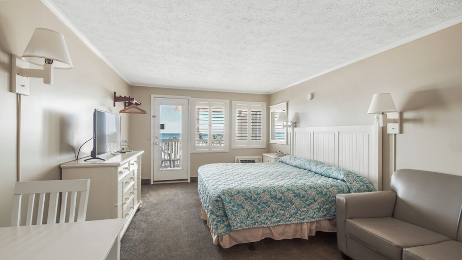 Bedroom 3, The Driftwood Lodge, Bay