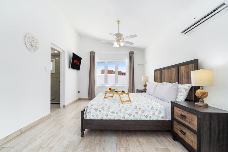 Bedroom 3, 4br4ba w Private Pool Walking Distance to Ritz