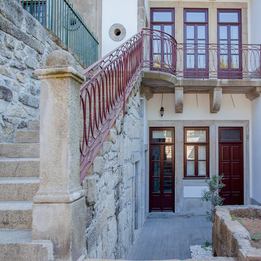 Room 2, Liiiving in Porto Downtown Luxury Apartment 2T, Porto