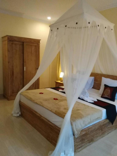 Bedroom 8