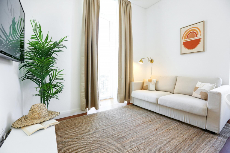 Others 3, Ice Cream Call Apartments, Faro