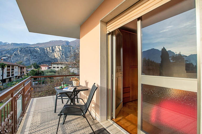 Room 3, Mass Home in Arco With 2 Bedrooms and 1 Bathrooms, Trento