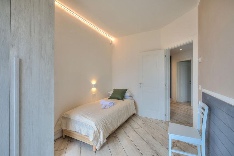 Room 2, Casa Scott in Riva del Garda, Trento