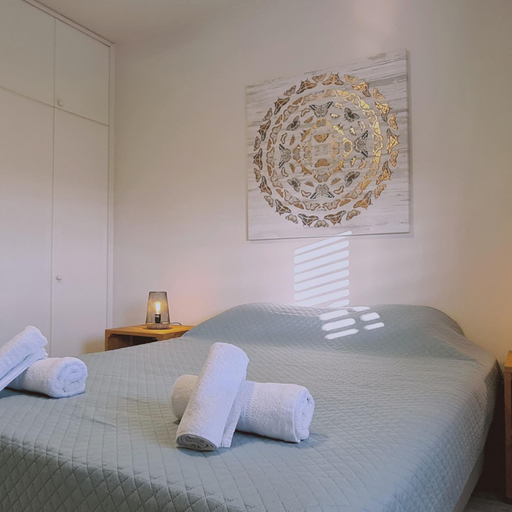 Room 3, 99 LIM - Stay Almeria Apartment