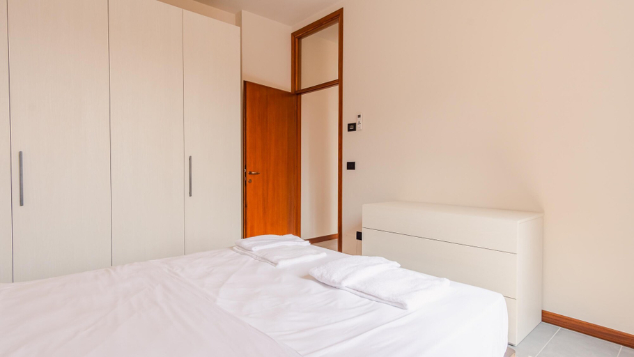 Room 3, Piazza Garibaldi - Italian Homing, Brescia
