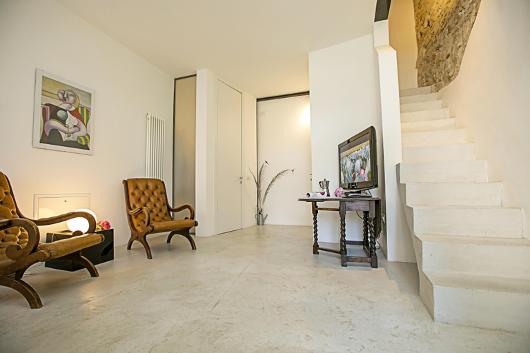 Room 2, Casa Alla Grotta in Riva del Garda, Trento
