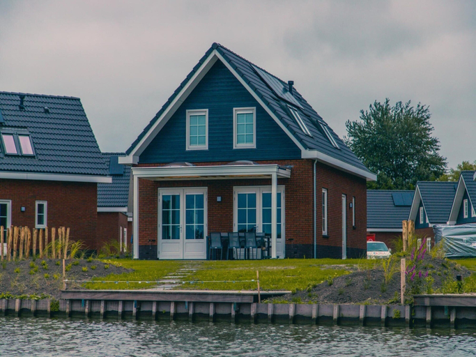 Exterior 3, Sustainable Water Villa With Dishwasher, by a Lake, Medemblik