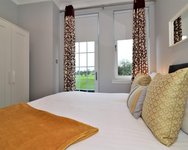 Bedroom 5, Greenlees Clubhouse 3 bed - Cambuslang, South Lanarkshire