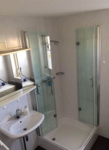Bathroom 3, Holiday Home Watersnip 5, Lemsterland