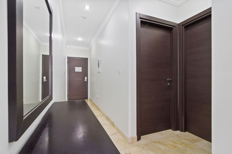 Others 2, 1br1ba Condo in Amazing Location w Pool and GYM