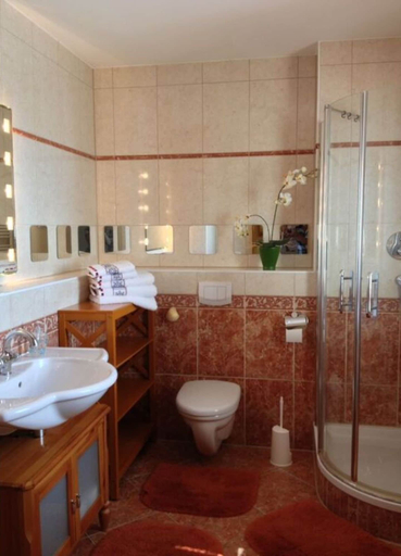 Bathroom 3, 55, Apartment House "bel-vital", Vorpommern-Rügen