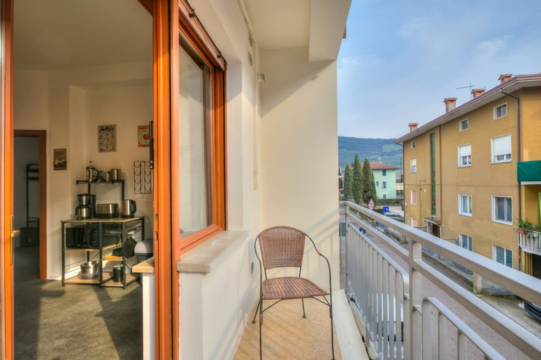 Room 4, Appartamento Silvia in Riva del Garda, Trento