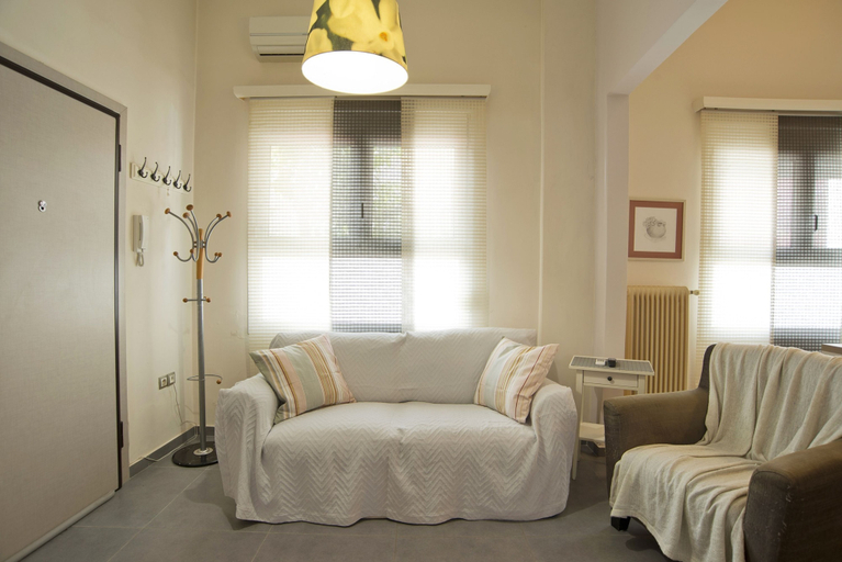 Room 3, Coastal Charm in Piraeus, Attica