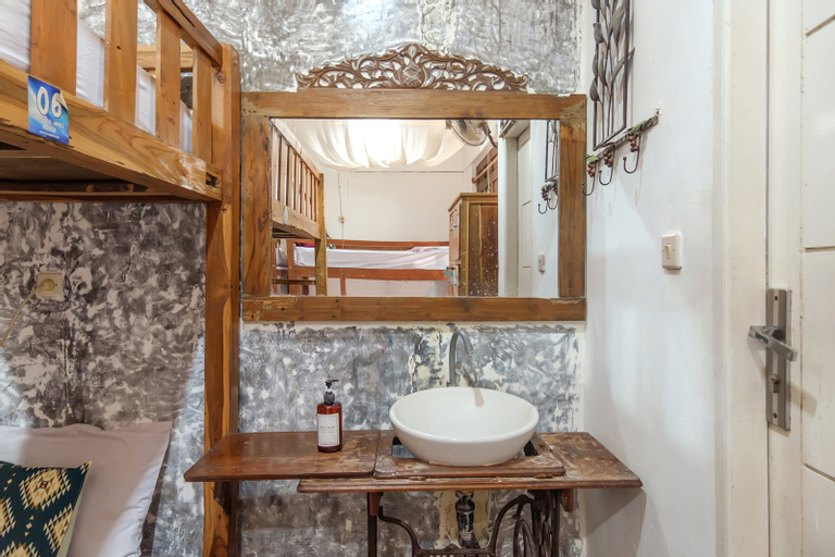 Bathroom 5