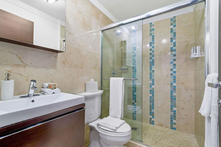 Bathroom 4, 2BR 2BA Duplex w Amazing Views Pool Amenities