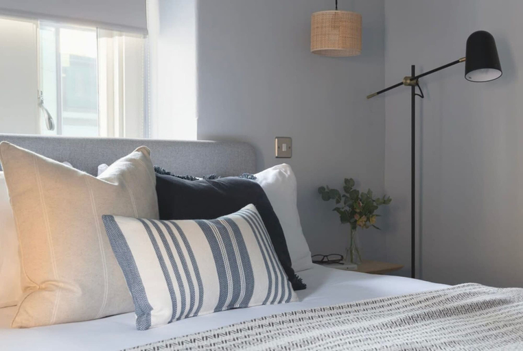 Bedroom 3, St Catherine s Hospital - Standard King Apartment, Bath and North East Somerset