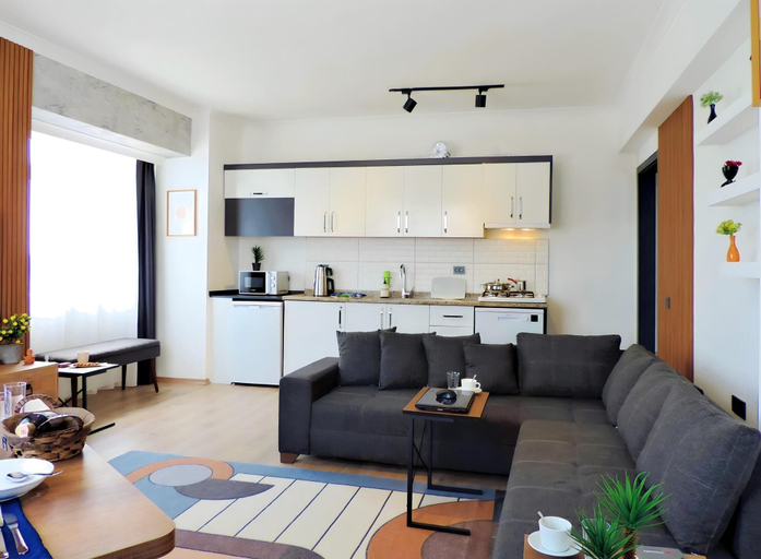 Room 5, Modern Flat With Sea View 10 min to Lara Beach, Antalya