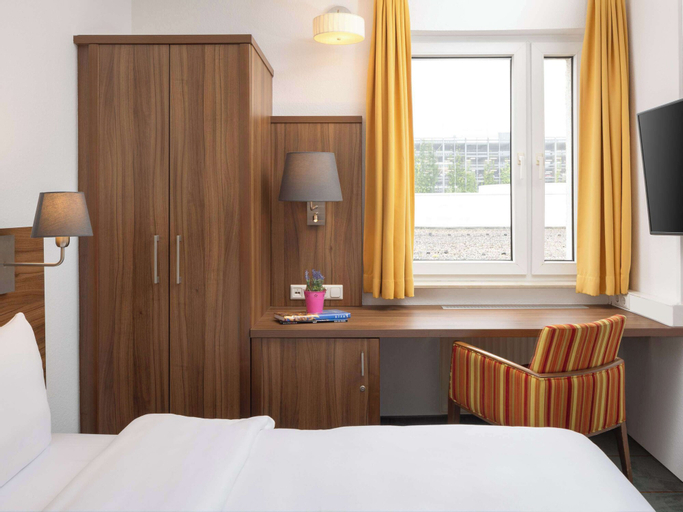 Bedroom 11