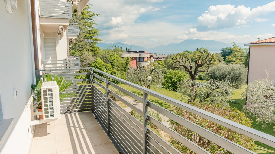 Room 2, Tra Cielo e Terra - Italian Homing, Brescia