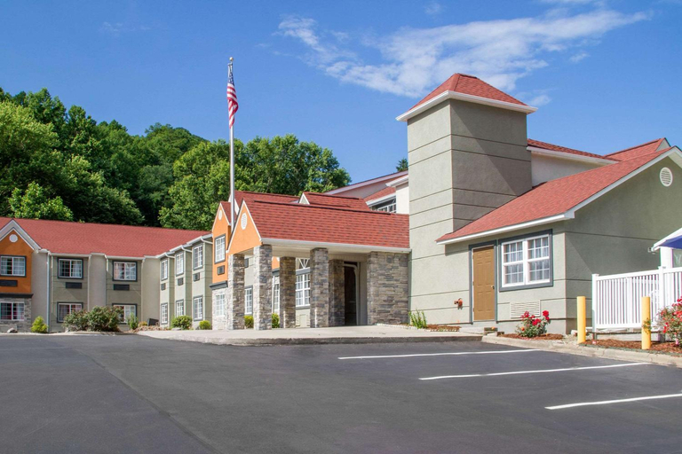 Exterior & Views 1, Quality Inn & Suites Maggie Valley, Haywood