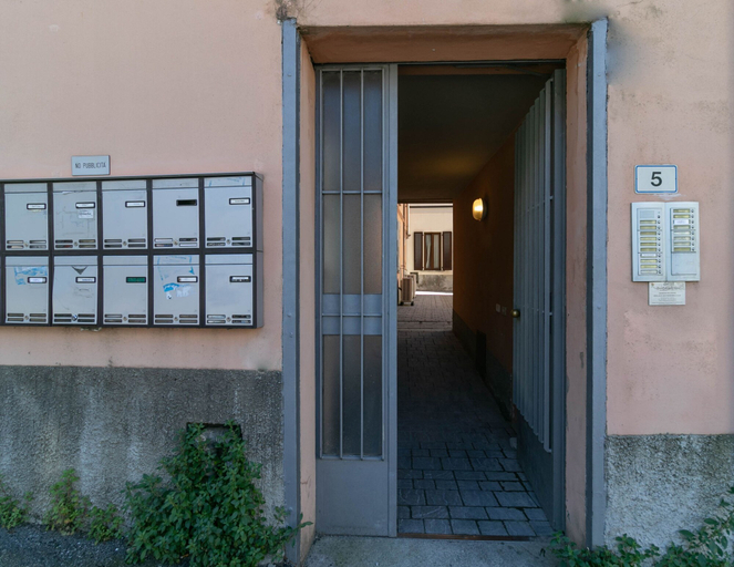 Room 2, Lake River Apartment, Lecco