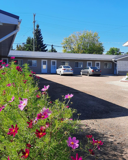 Others 2, Vista Motel, Division No. 10