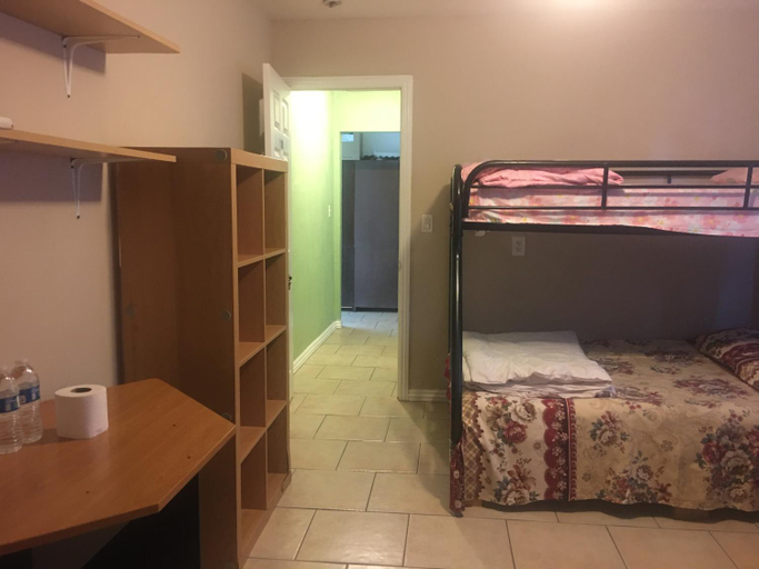 Others 3, Warm Rooms, Los Angeles