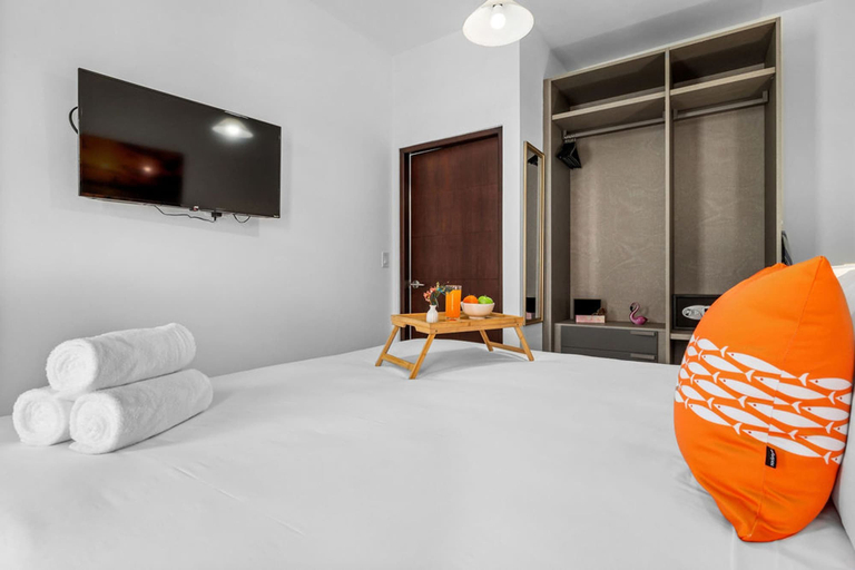 Bedroom 3, Modern Spacious 4br3ba w Pool Close to Beach