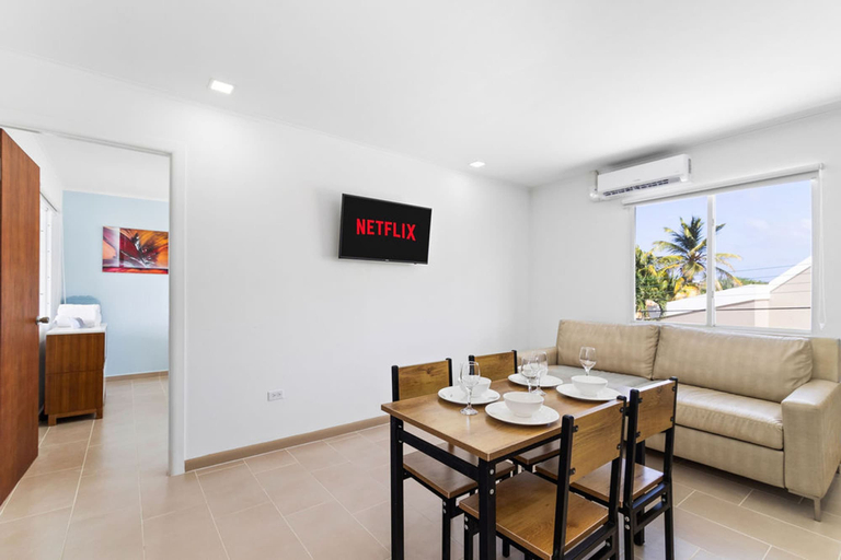 Others 5, NEW Modern 1BR 1BA With Pool in Quiet Area
