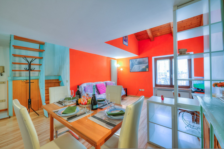 Room 3, Loft Caneva in Riva del Garda, Trento