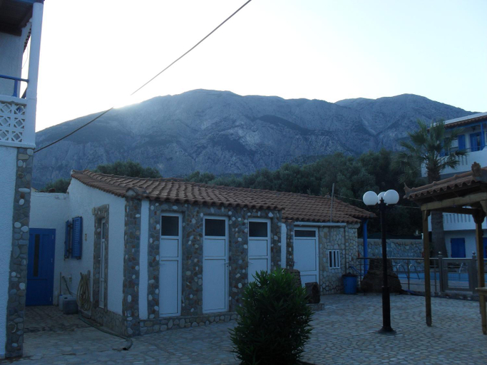 Others 5, Chris Apartments, North Aegean