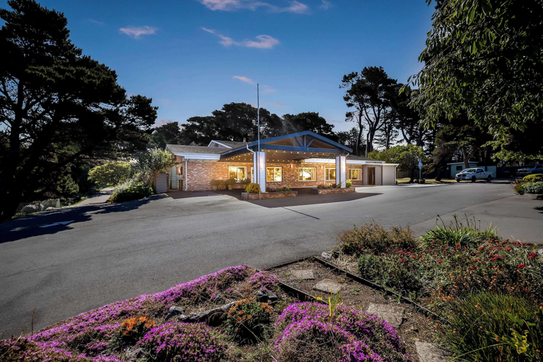 Exterior & Views 2, Best Western Vista Manor Lodge, Mendocino