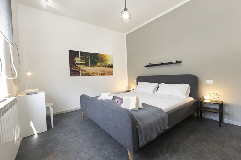 Bedroom 4, Appartamento Fabio Few Min From Lake, Trento
