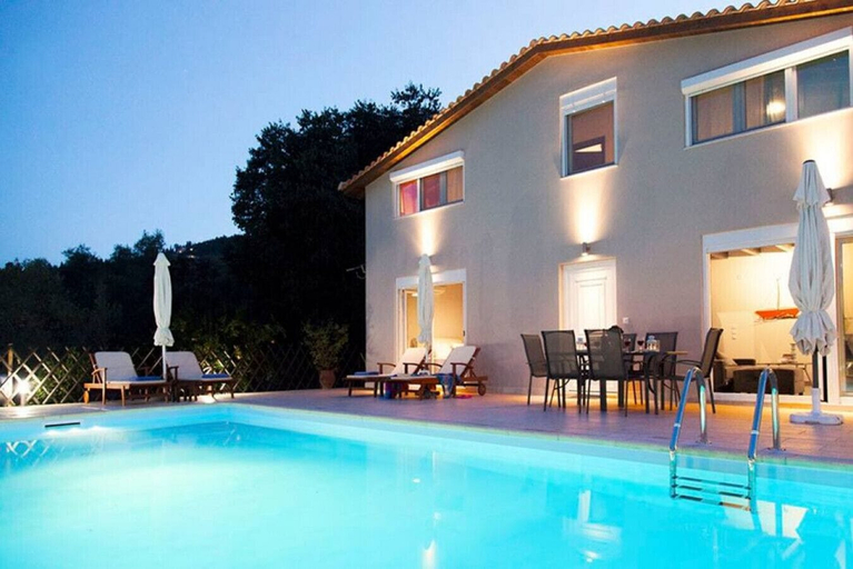 Room 1, Villa Manos in Ligia, Ionian Islands