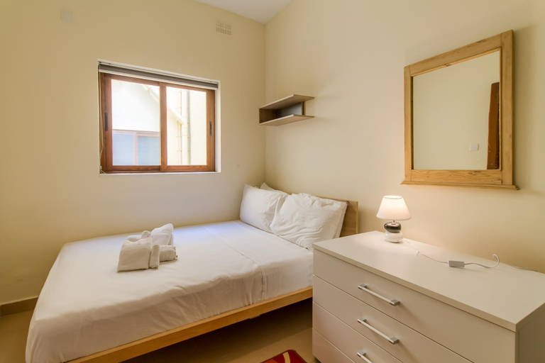 Room 2, Well Located Cozy House Courtyard Kalka