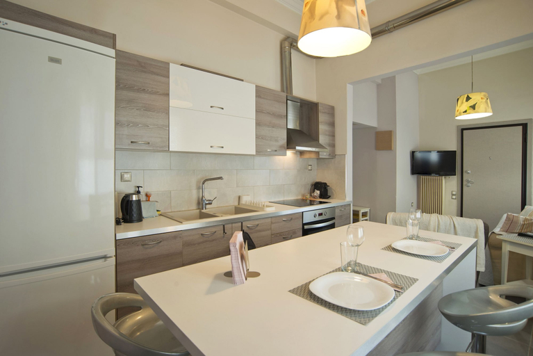 Room 2, Coastal Charm in Piraeus, Attica