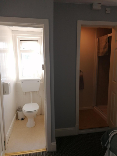 Bathroom 2, The Kirkview, Blackpool