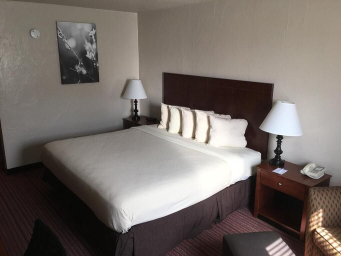 Bedroom, Quality Inn Guthrie, Logan