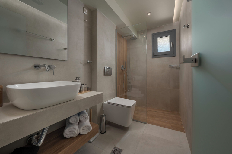 Bathroom 4, Sandy Seaside Suites, Central Macedonia