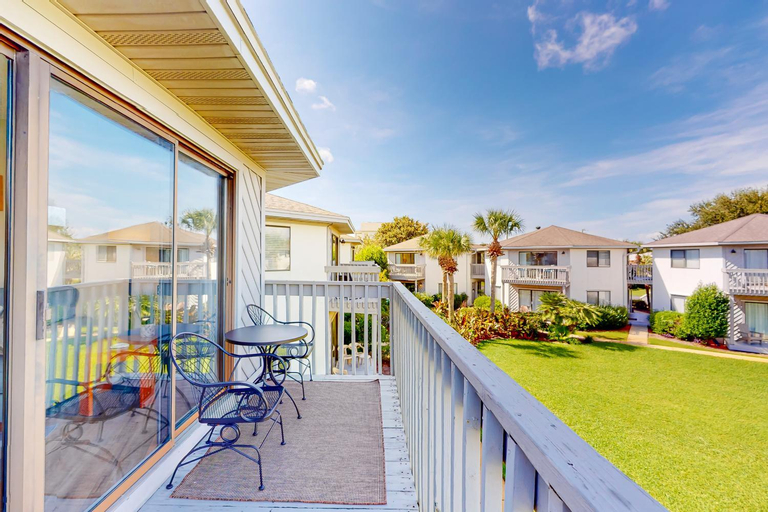 Crystal Village 23B, Walton