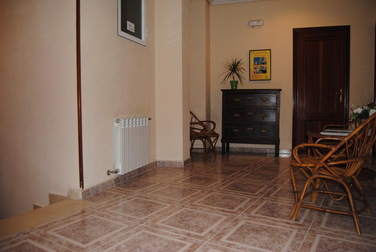 Others 5, Hostal Avila, Toledo