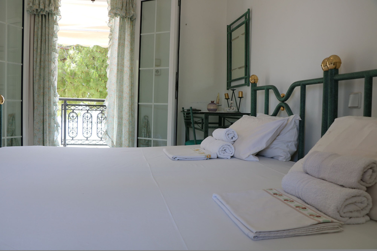 Room 5, Ekatis Seacoast Nest, Central Greece