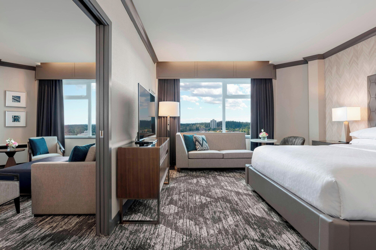 Bedroom 4, Sheraton Vancouver Guildford Hotel, Greater Vancouver
