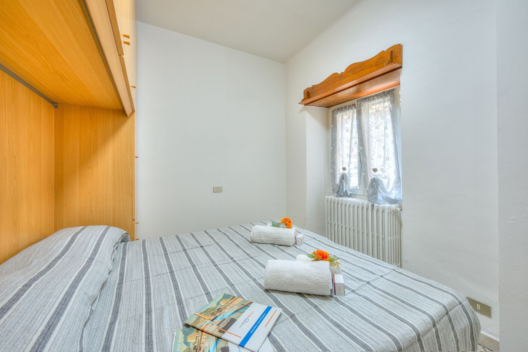 Room 4, Leonardo House Garden Stresa Center, Verbano-Cusio-Ossola