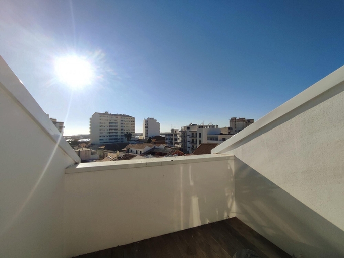 Room 2, Zen and Tan Apartment, Faro