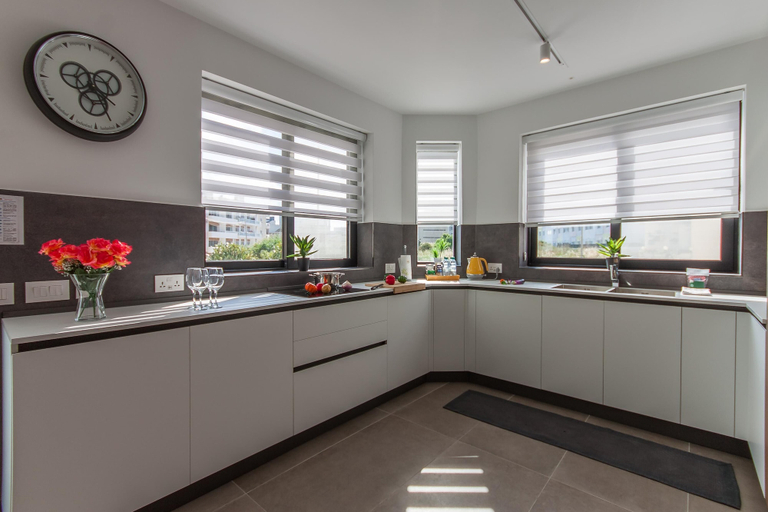 Others 5, Exceptional Sunlit Apart Marsaskala Bay
