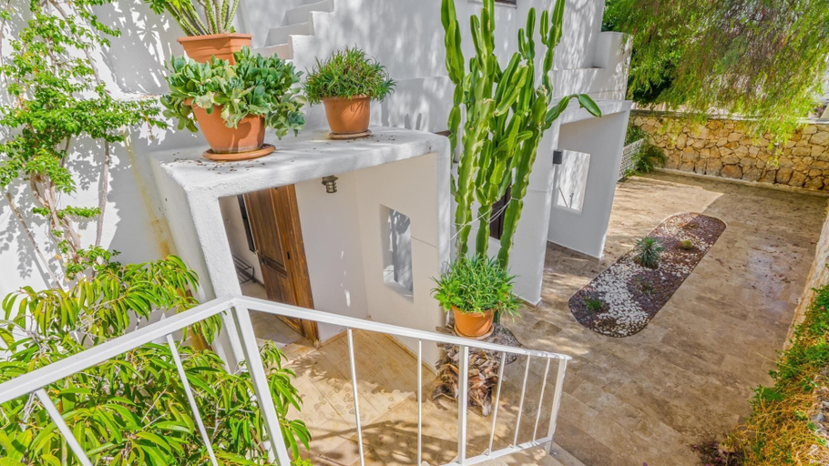 Room 2, House With Private Pool and Garden 4 min to Beach, Kaş