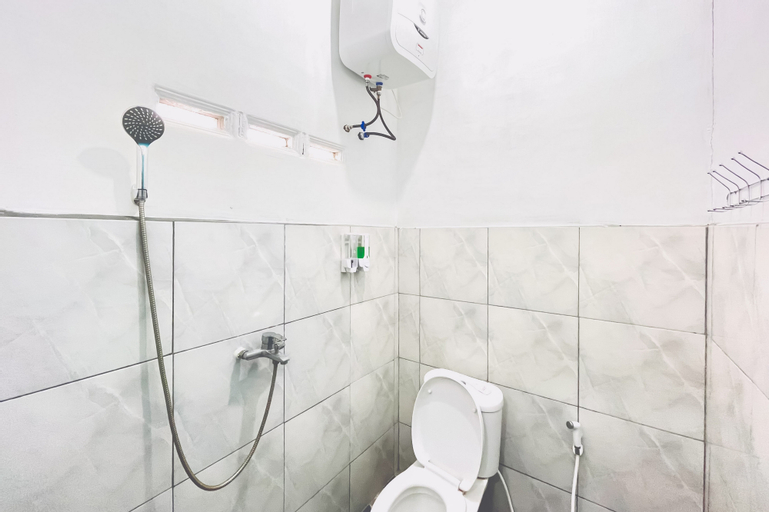 Bathroom 3