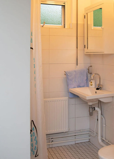Bathroom 3, Huijsmans Verhuur Type C Comfort Alexanderpark 201, Goedereede